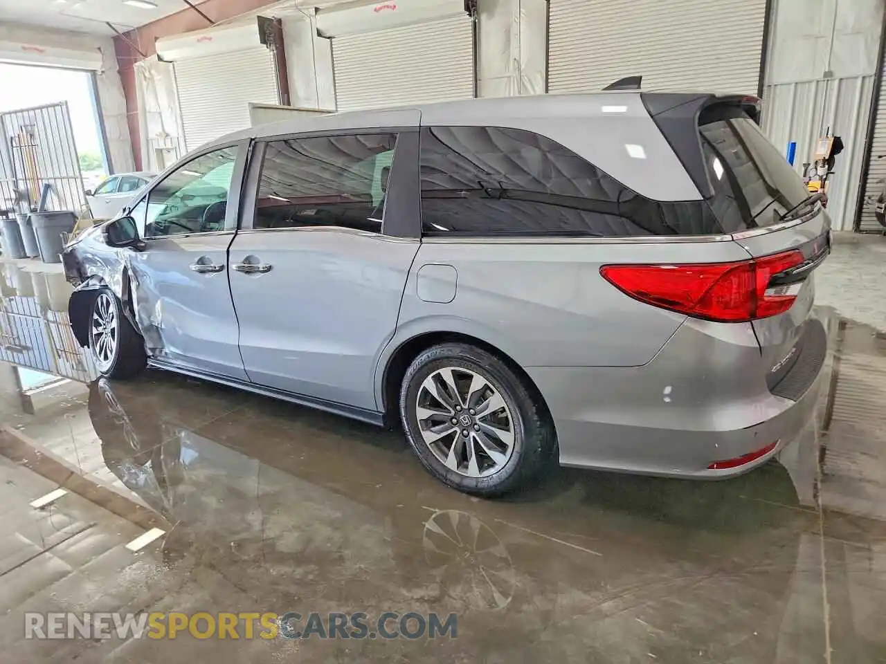 2 Photograph of a damaged car 5FNRL6H68PB050537 HONDA ODYSSEY 2023