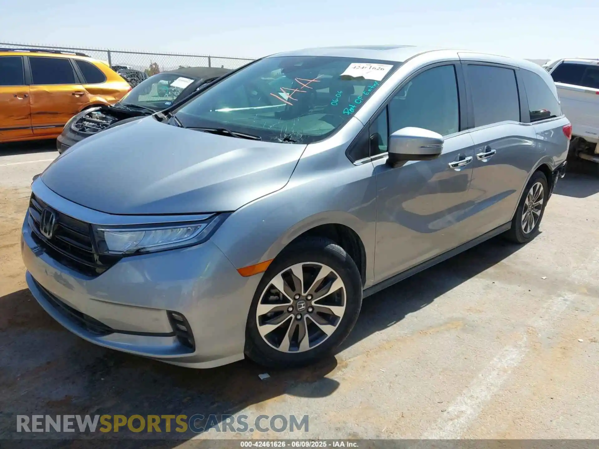 2 Photograph of a damaged car 5FNRL6H6XPB018673 HONDA ODYSSEY 2023