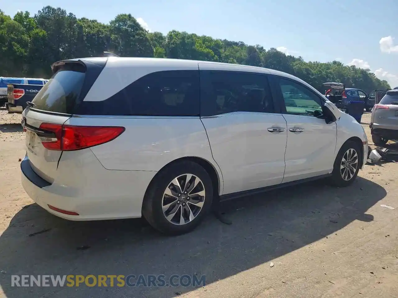 3 Photograph of a damaged car 5FNRL6H6XPB029060 HONDA ODYSSEY 2023
