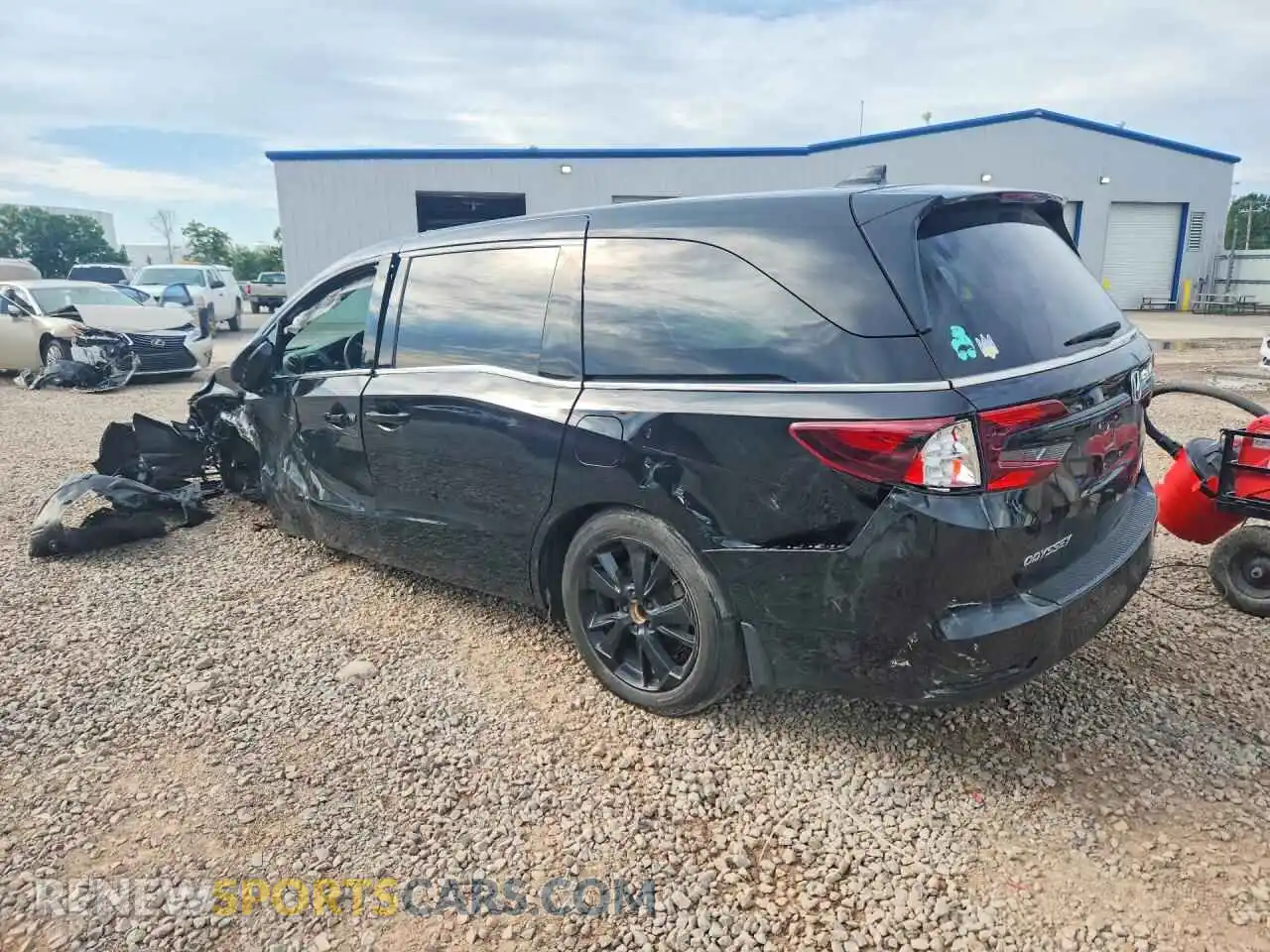 2 Photograph of a damaged car 5FNRL6H70PB025396 HONDA ODYSSEY 2023