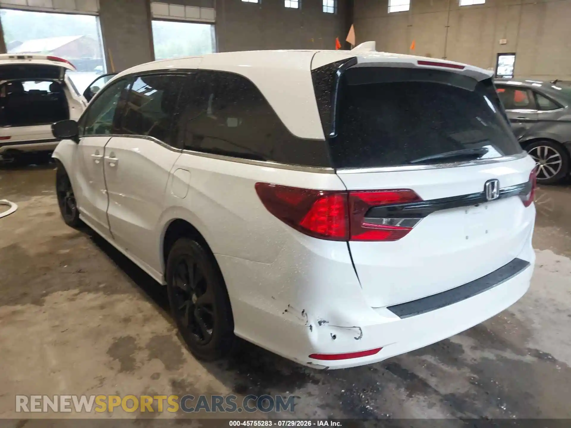 3 Photograph of a damaged car 5FNRL6H71PB033989 HONDA ODYSSEY 2023
