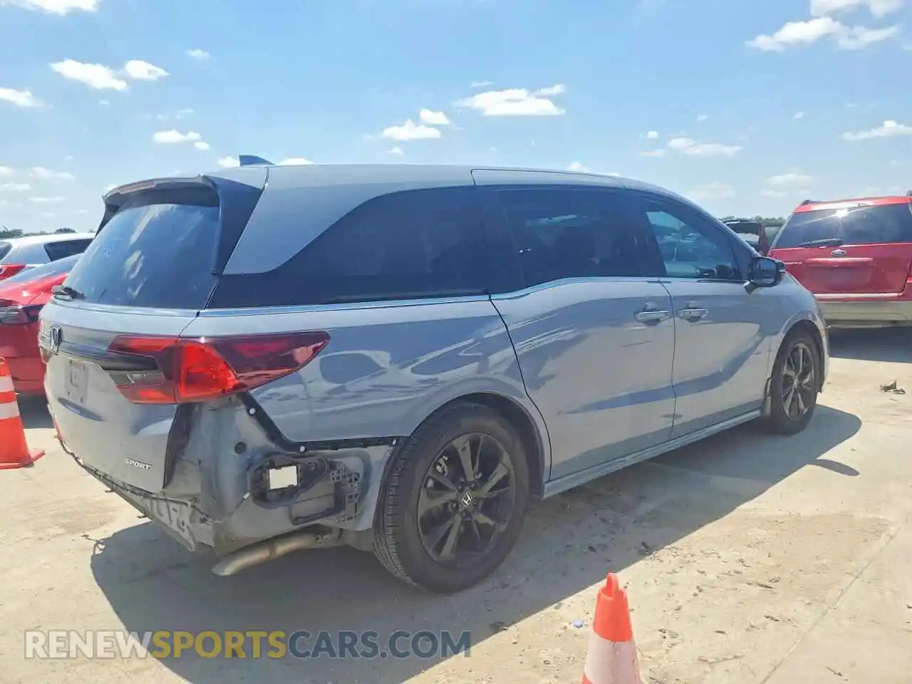 3 Photograph of a damaged car 5FNRL6H72PB008454 HONDA ODYSSEY 2023
