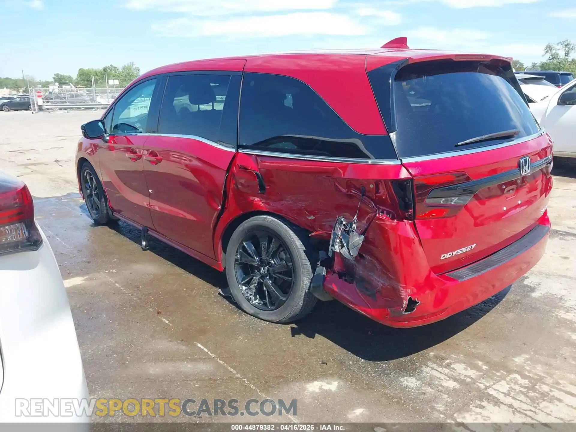 3 Photograph of a damaged car 5FNRL6H72PB010141 HONDA ODYSSEY 2023