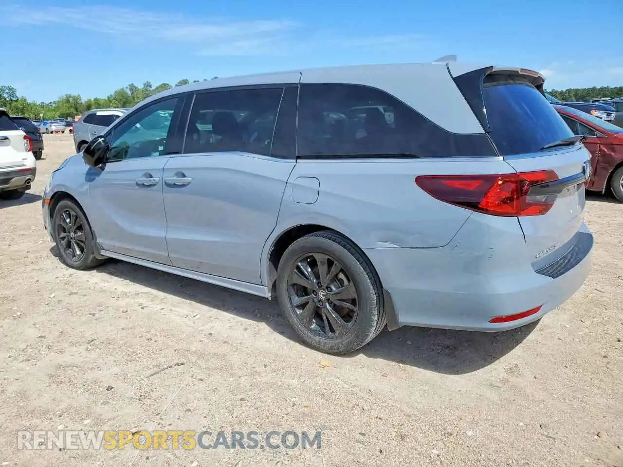 2 fotografías del automóvil dañado 5FNRL6H74PB003384 HONDA ODYSSEY 2023