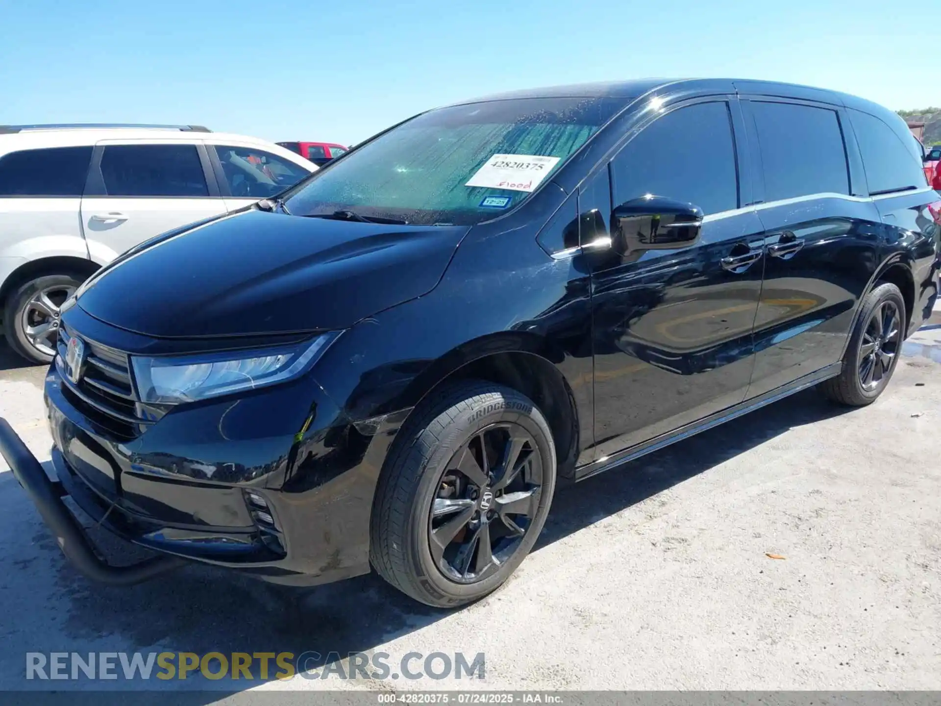 2 Photograph of a damaged car 5FNRL6H74PB033453 HONDA ODYSSEY 2023