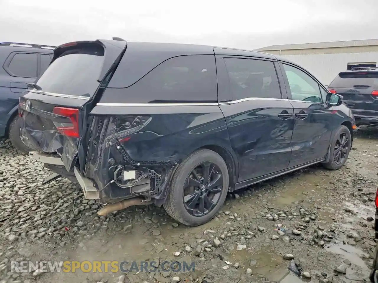 3 Photograph of a damaged car 5FNRL6H74PB042850 HONDA ODYSSEY 2023