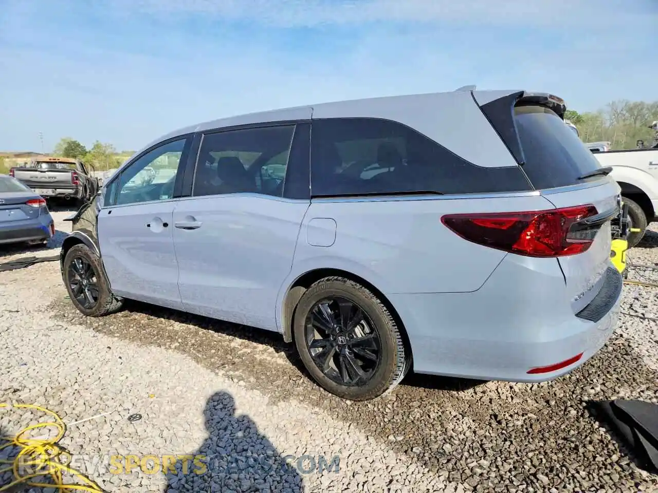 2 Photograph of a damaged car 5FNRL6H75PB034739 HONDA ODYSSEY 2023