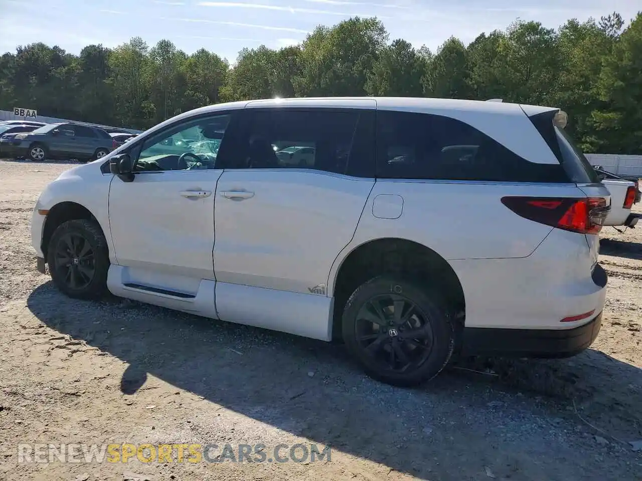 2 Photograph of a damaged car 5FNRL6H79PB008872 HONDA ODYSSEY 2023