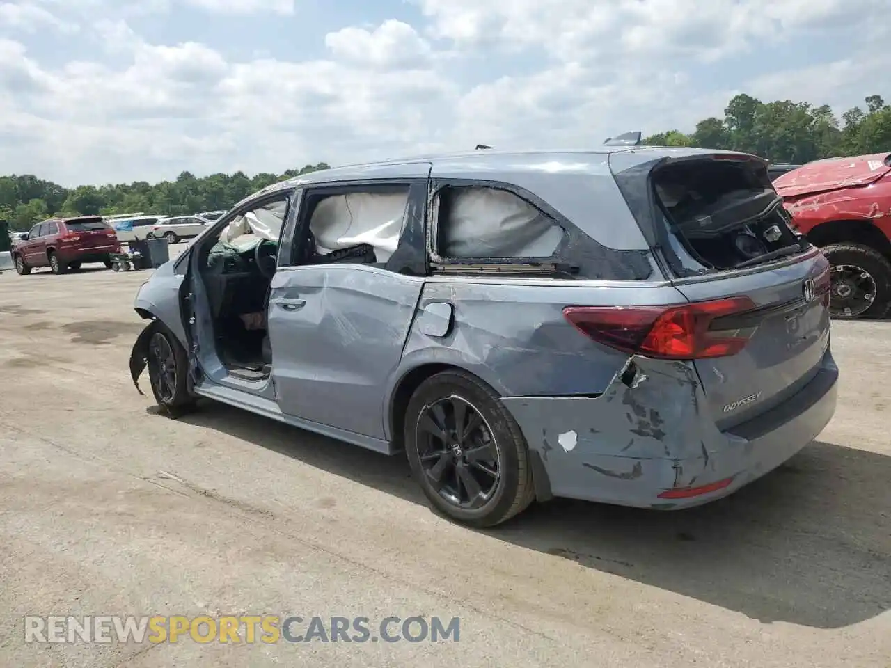 2 Photograph of a damaged car 5FNRL6H79PB053262 HONDA ODYSSEY 2023