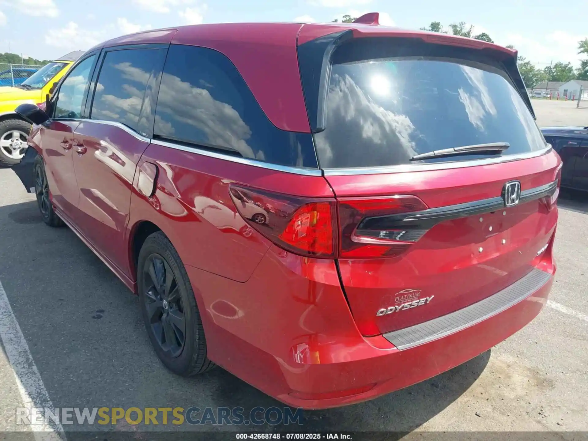 3 Photograph of a damaged car 5FNRL6H7XPB038432 HONDA ODYSSEY 2023