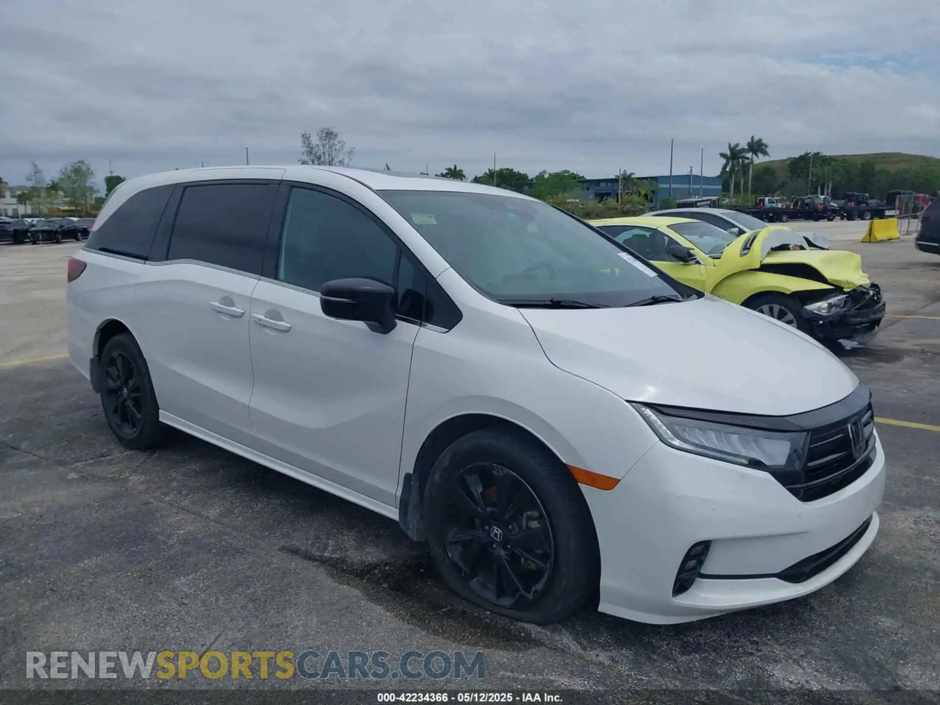 1 Photograph of a damaged car 5FNRL6H7XPB063069 HONDA ODYSSEY 2023
