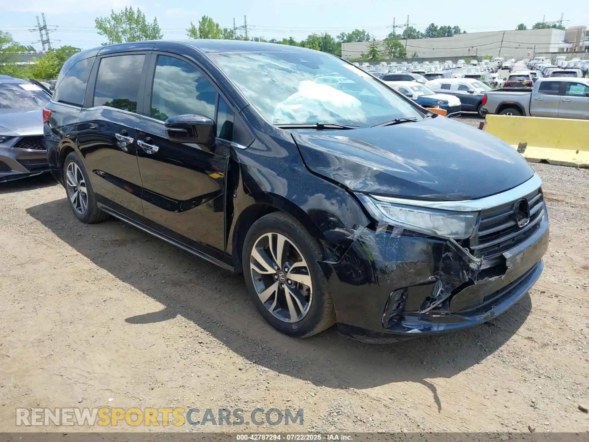 1 Photograph of a damaged car 5FNRL6H80PB013192 HONDA ODYSSEY 2023