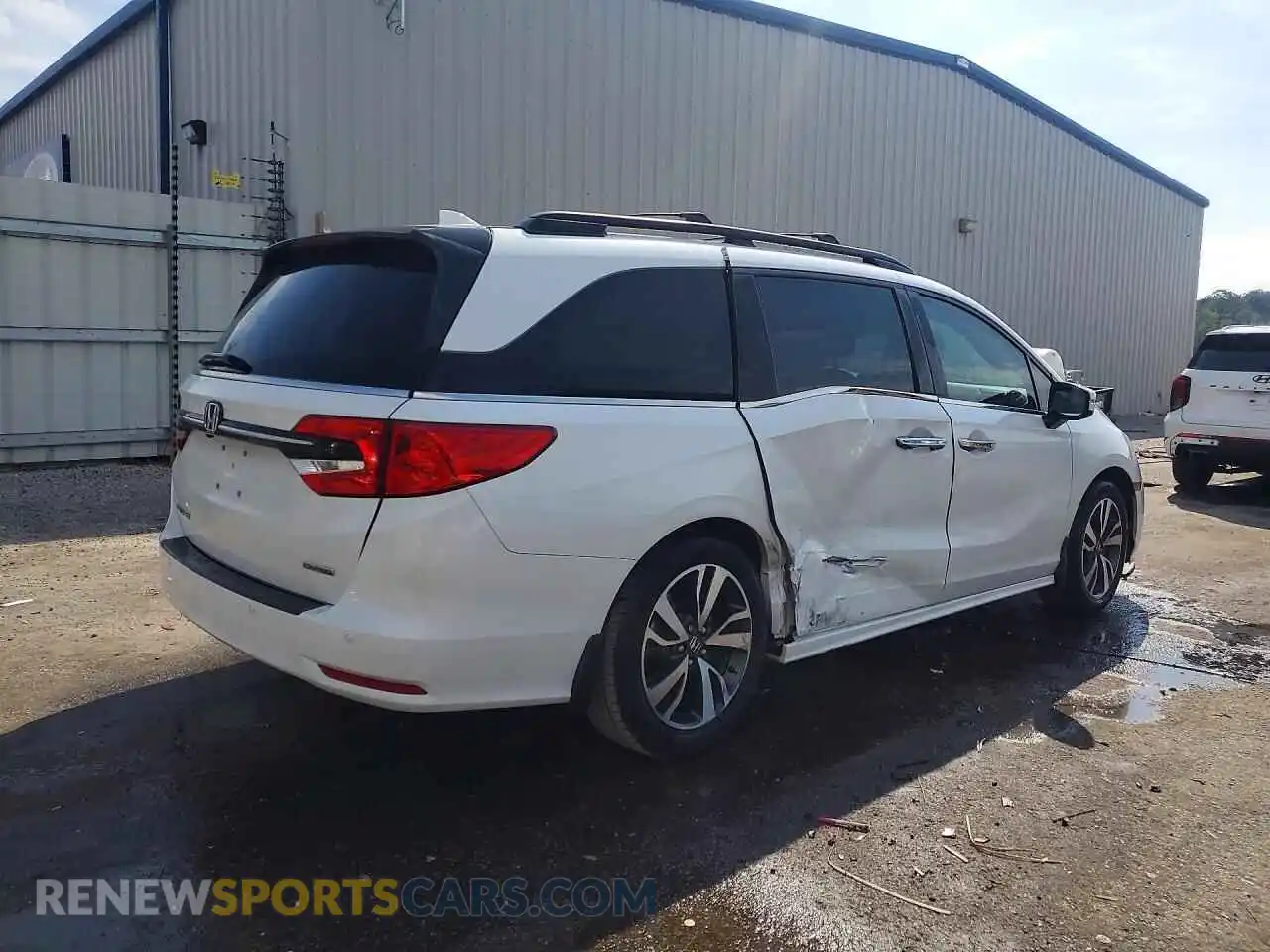 3 Photograph of a damaged car 5FNRL6H80PB022202 HONDA ODYSSEY 2023