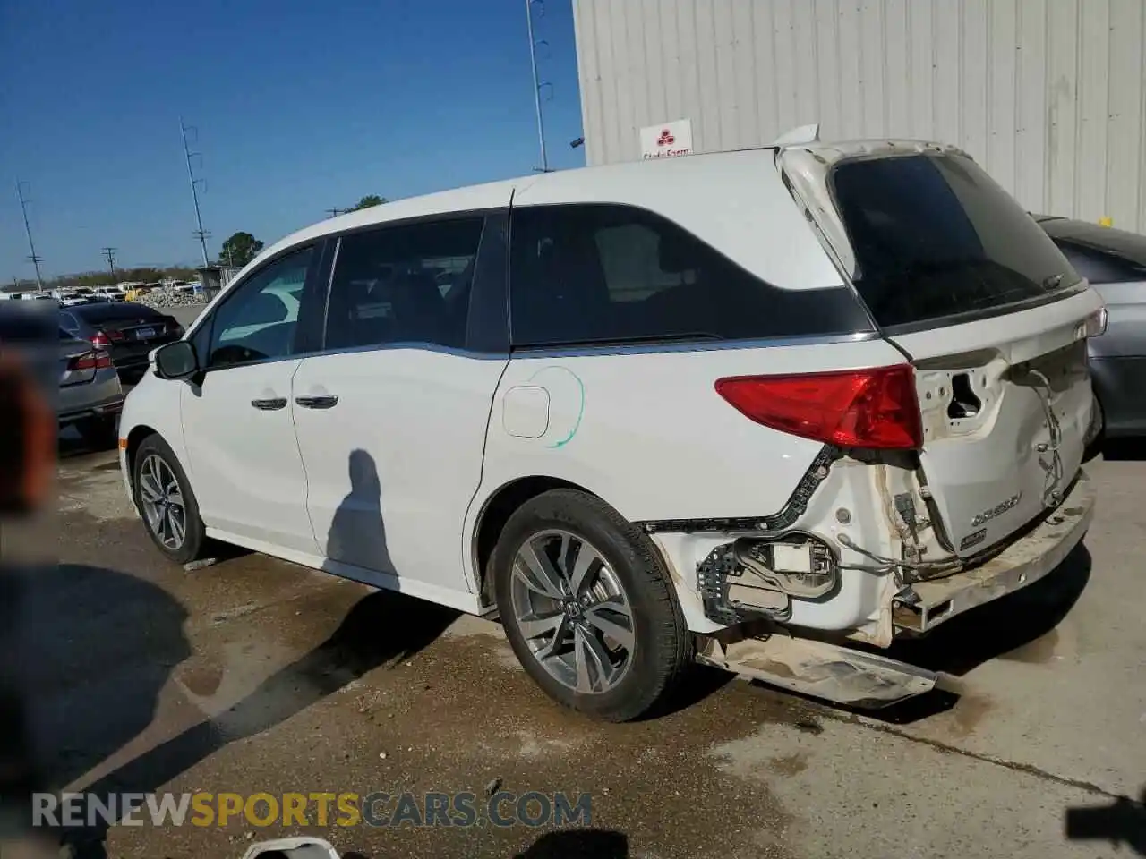 2 Photograph of a damaged car 5FNRL6H80PB024709 HONDA ODYSSEY 2023