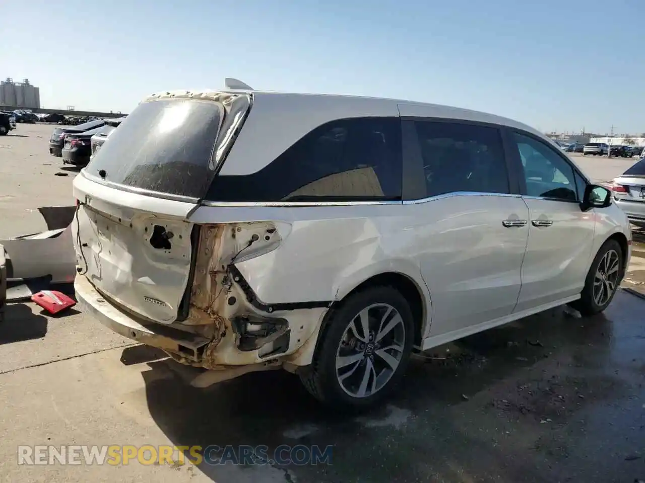 3 Photograph of a damaged car 5FNRL6H80PB024709 HONDA ODYSSEY 2023