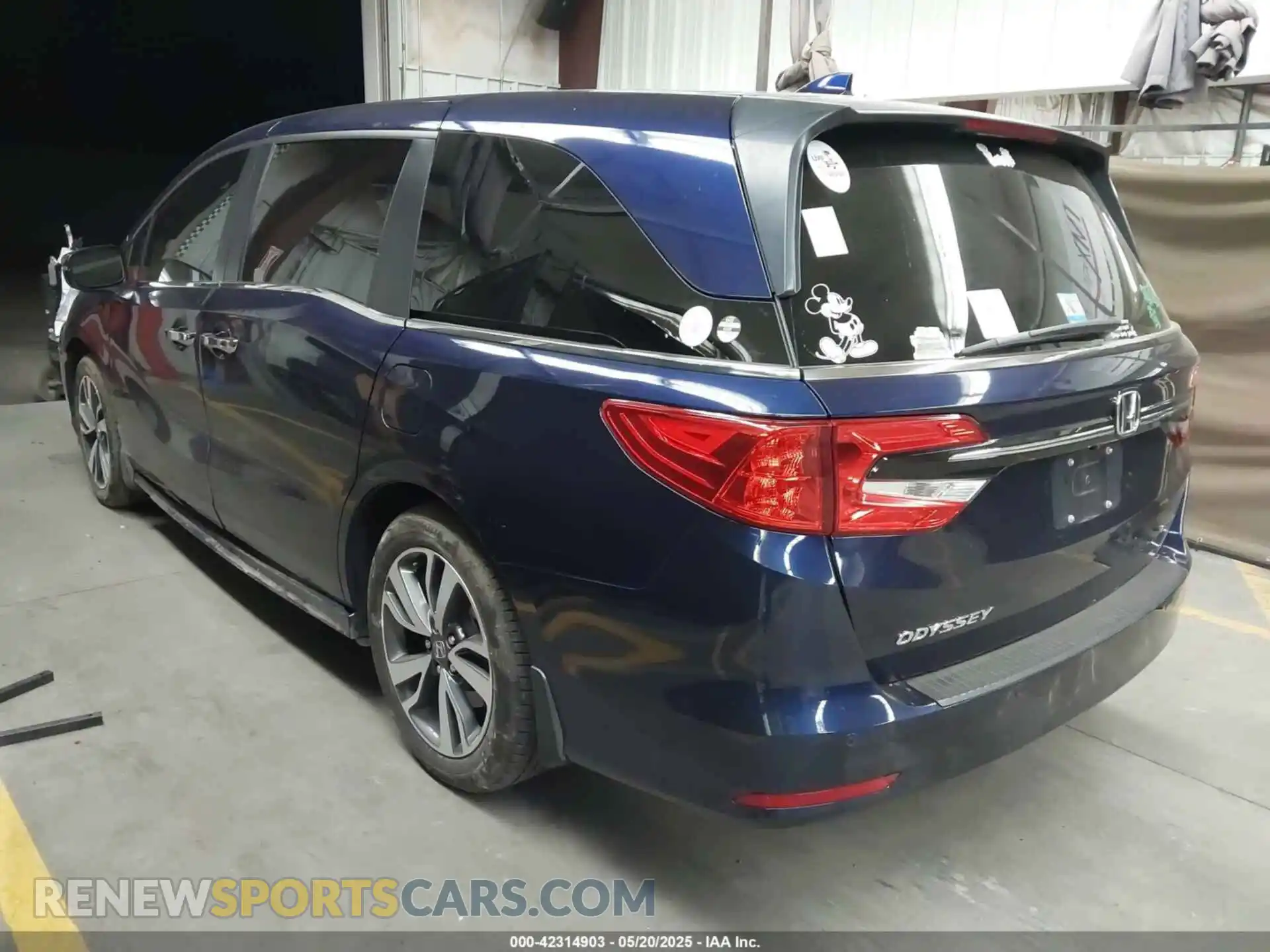 3 Photograph of a damaged car 5FNRL6H80PB037525 HONDA ODYSSEY 2023