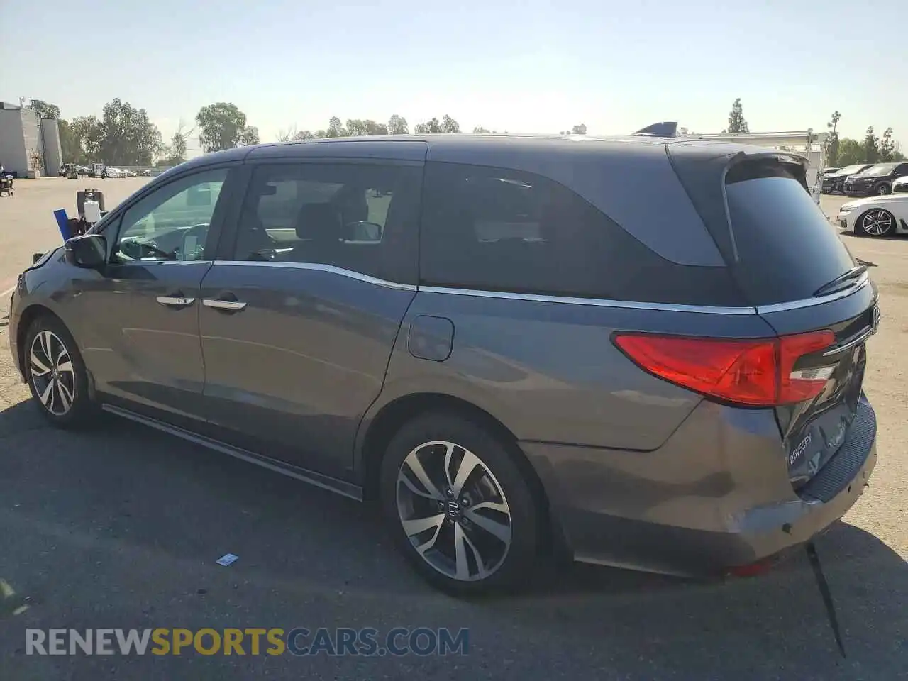 2 Photograph of a damaged car 5FNRL6H80PB039646 HONDA ODYSSEY 2023