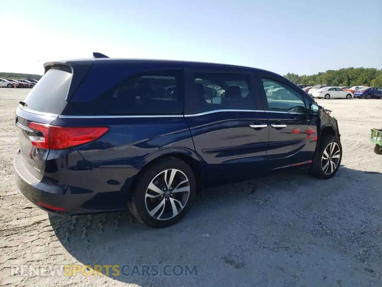 3 Photograph of a damaged car 5FNRL6H81PB010124 HONDA ODYSSEY 2023