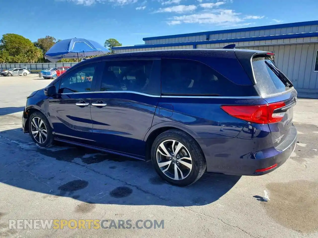 2 Photograph of a damaged car 5FNRL6H81PB025187 HONDA ODYSSEY 2023