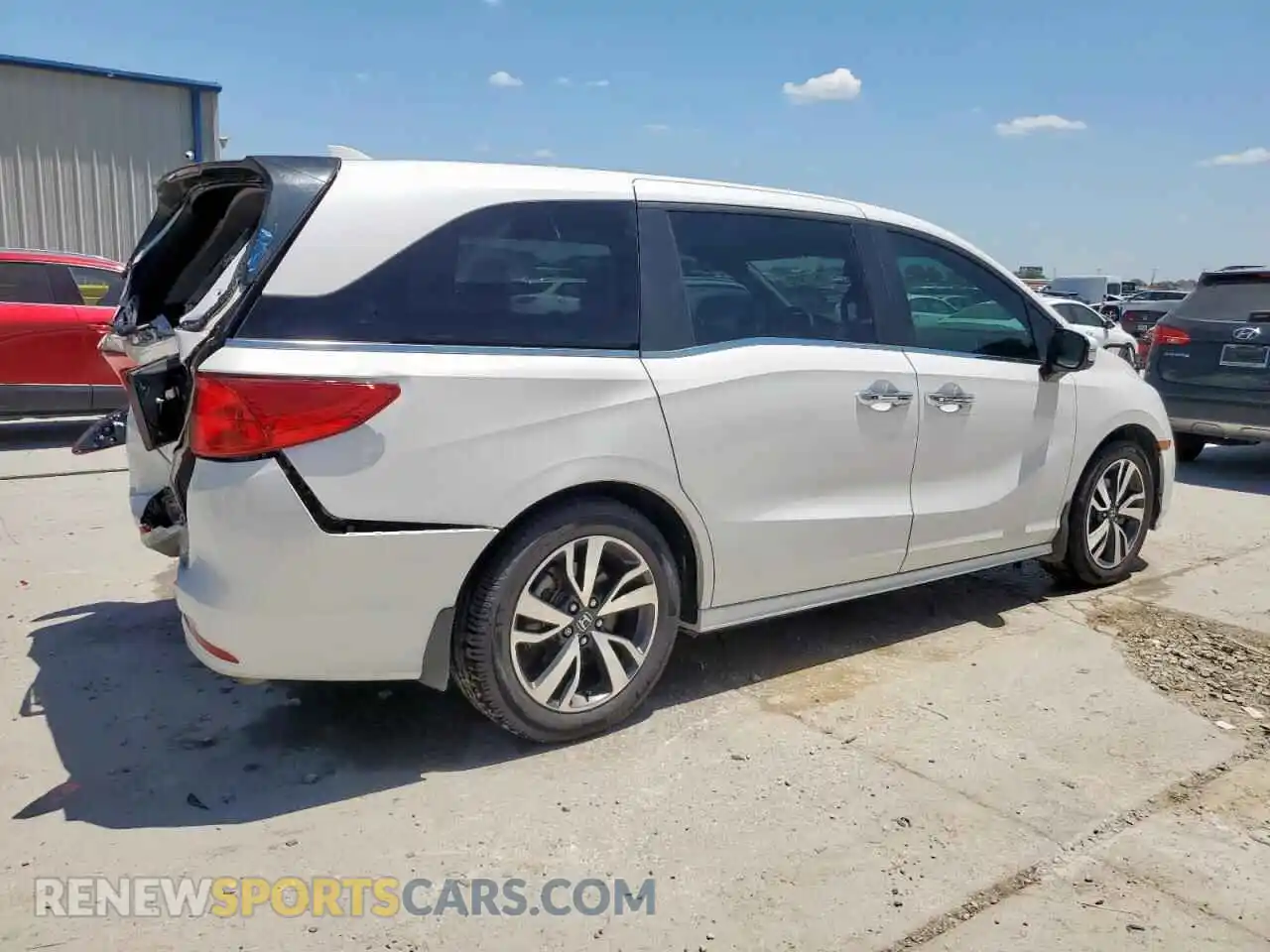 3 Photograph of a damaged car 5FNRL6H81PB066967 HONDA ODYSSEY 2023
