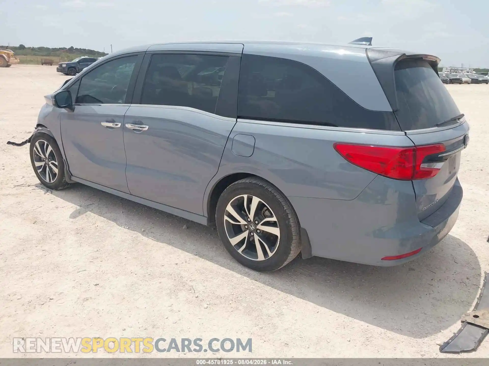 3 Photograph of a damaged car 5FNRL6H81PB070369 HONDA ODYSSEY 2023