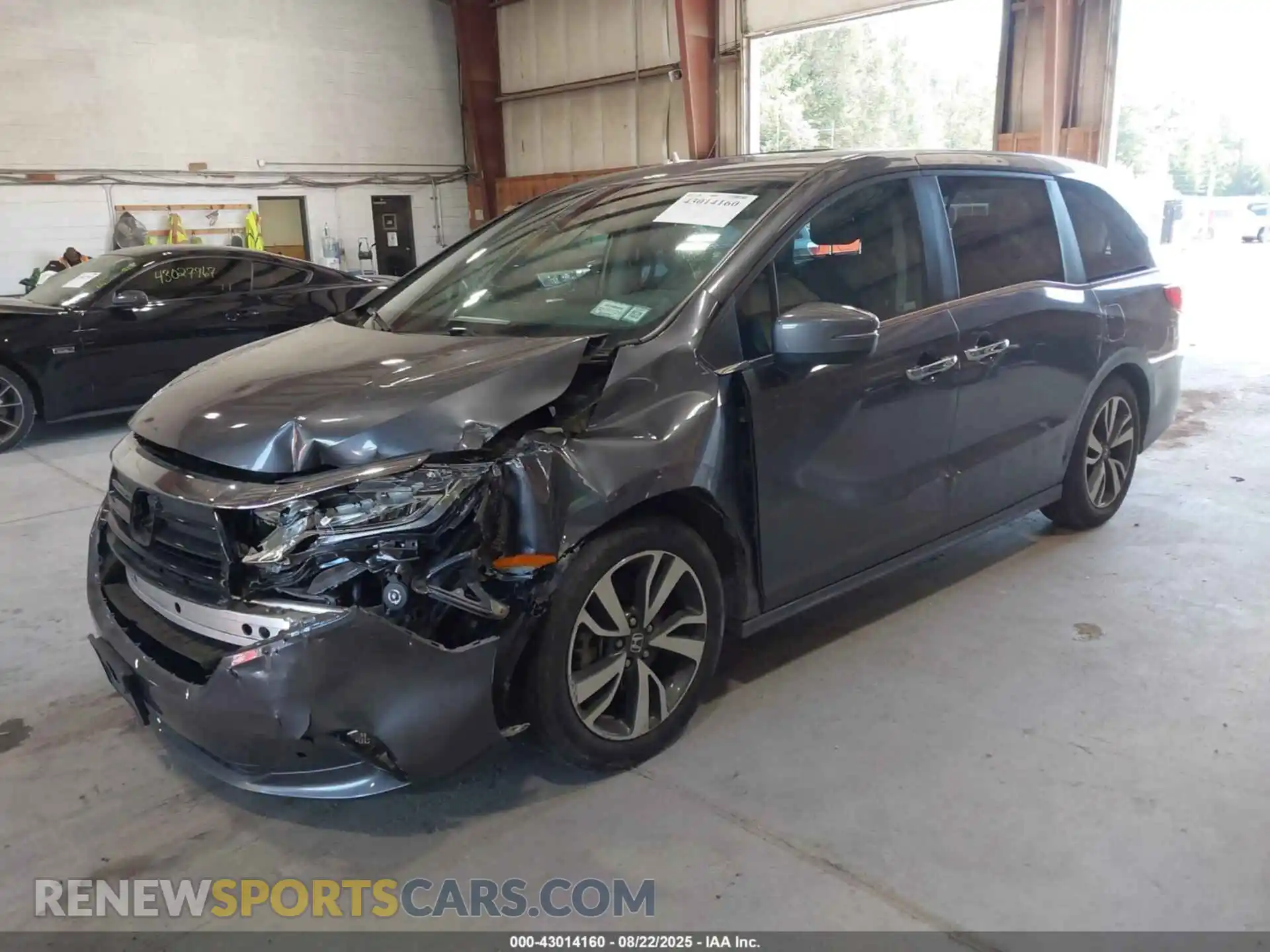 2 Photograph of a damaged car 5FNRL6H82PB017969 HONDA ODYSSEY 2023