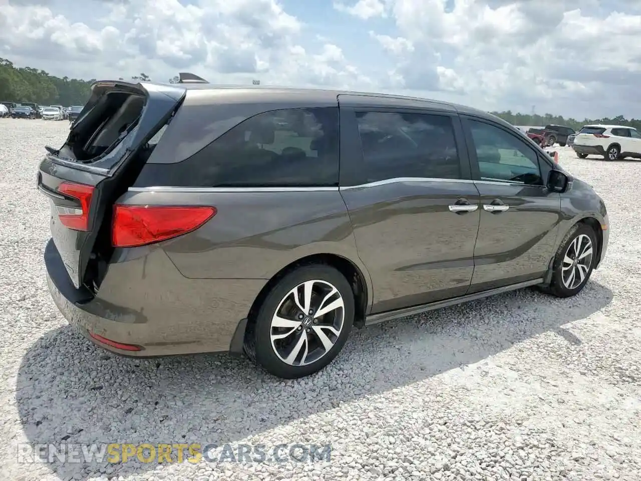 3 Photograph of a damaged car 5FNRL6H82PB037008 HONDA ODYSSEY 2023
