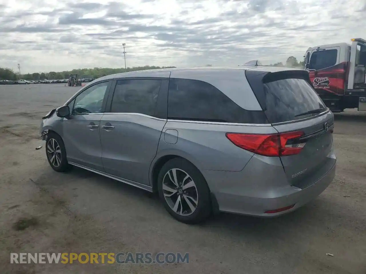 2 fotografías del automóvil dañado 5FNRL6H82PB037364 HONDA ODYSSEY 2023