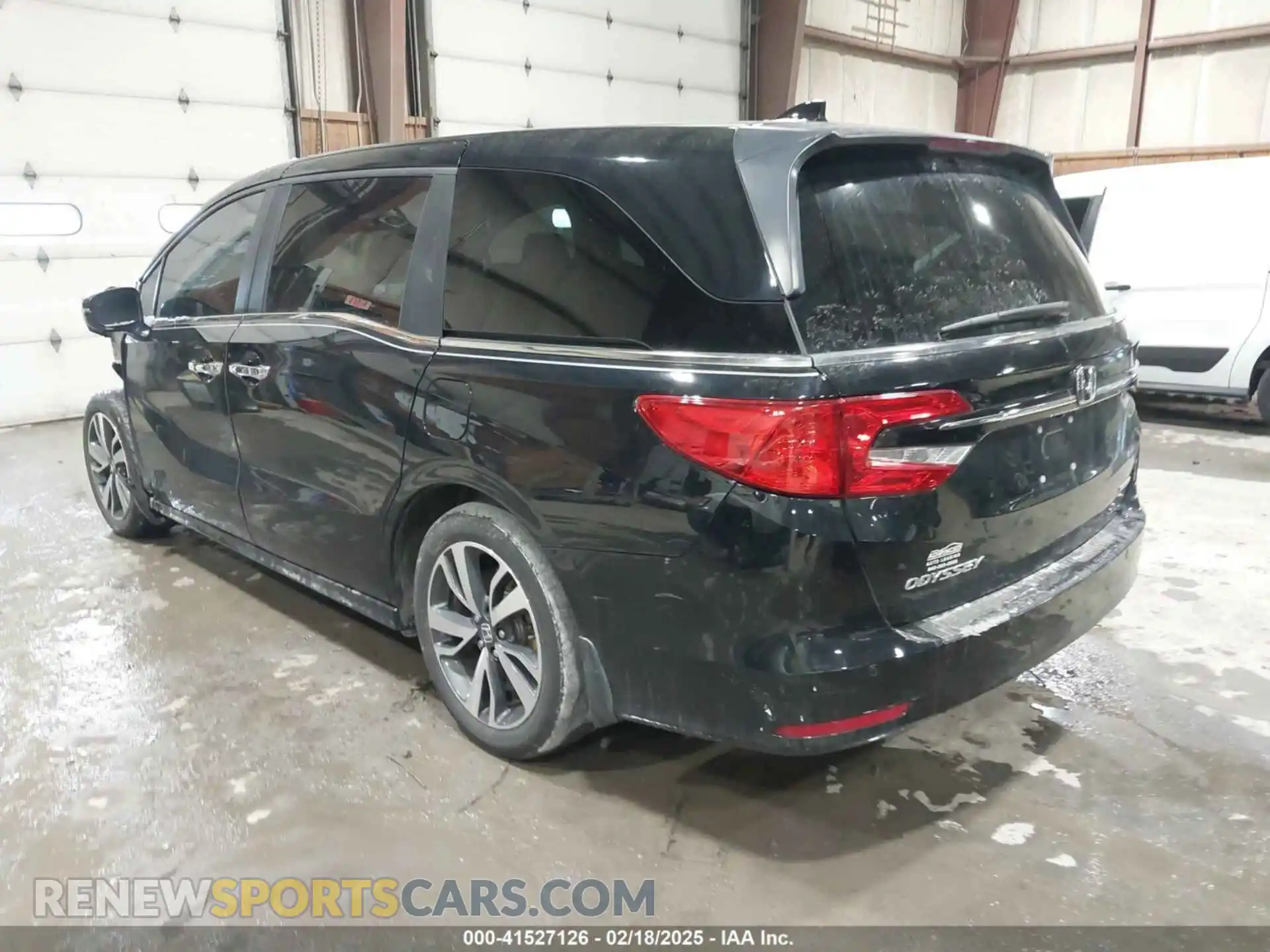 3 Photograph of a damaged car 5FNRL6H82PB080246 HONDA ODYSSEY 2023