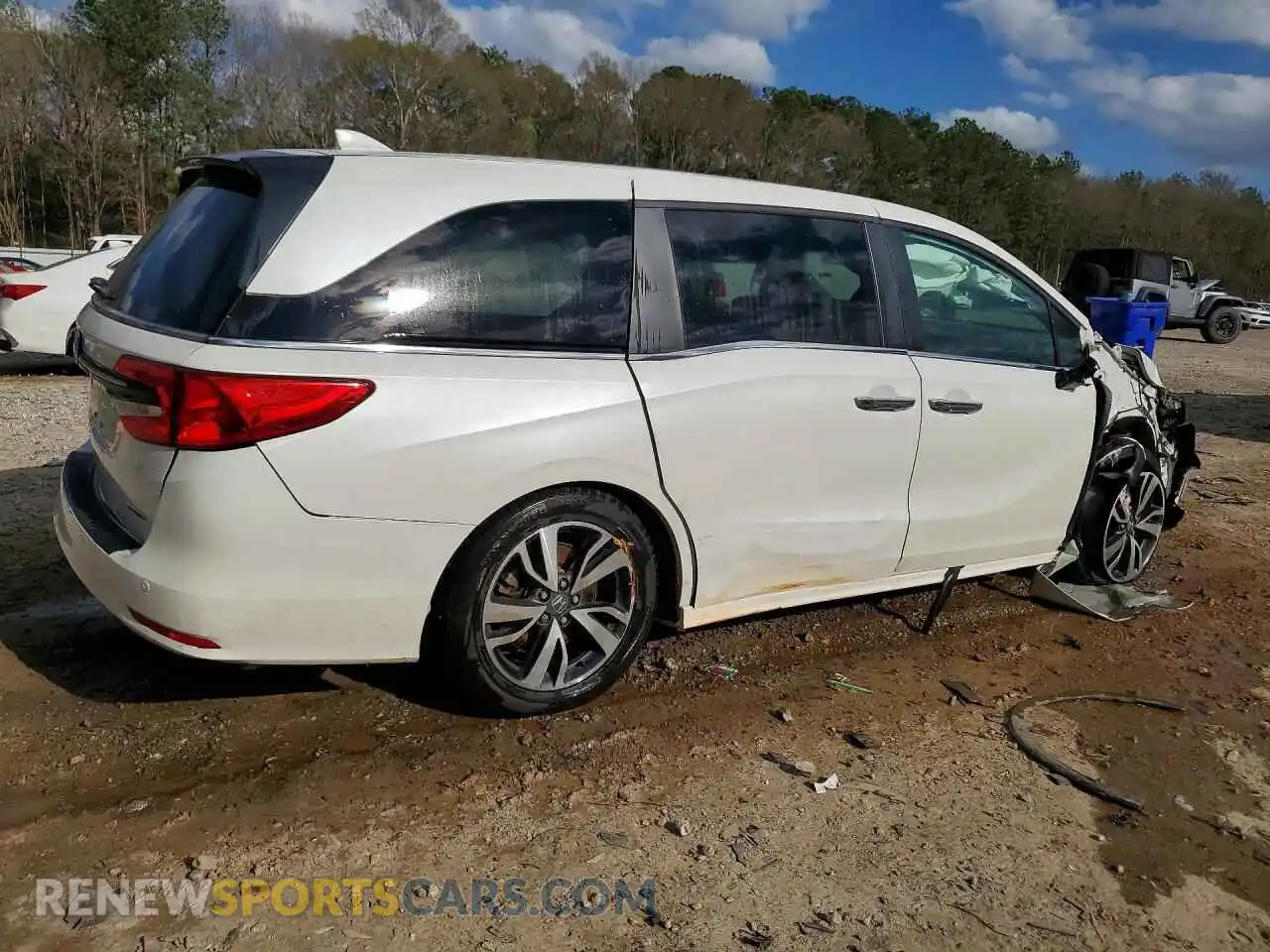 3 Photograph of a damaged car 5FNRL6H83PB021626 HONDA ODYSSEY 2023