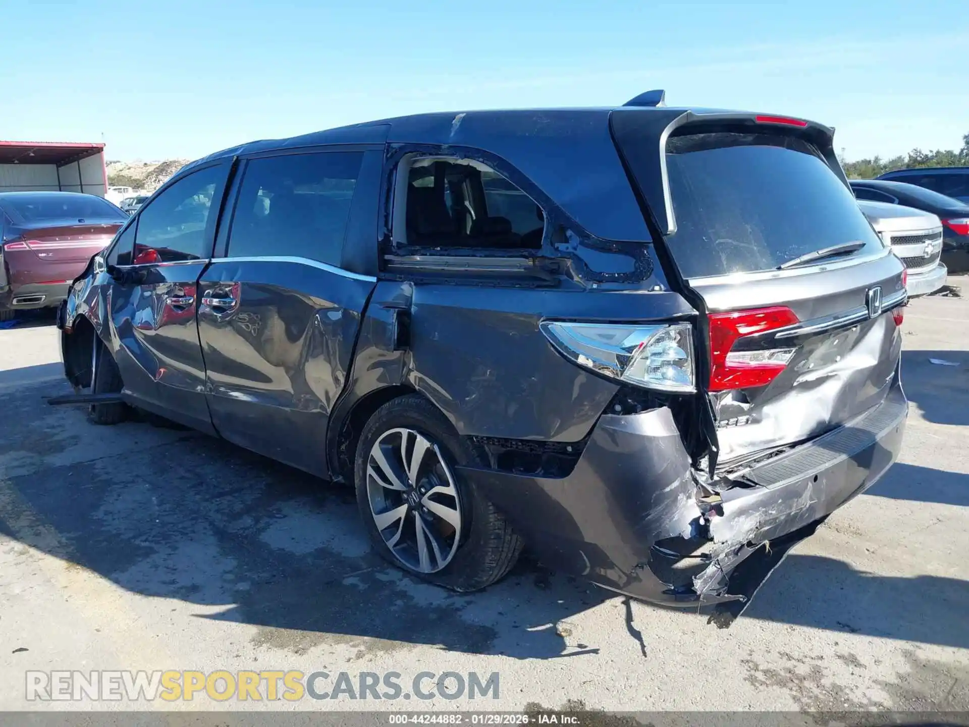 3 Photograph of a damaged car 5FNRL6H83PB045649 HONDA ODYSSEY 2023
