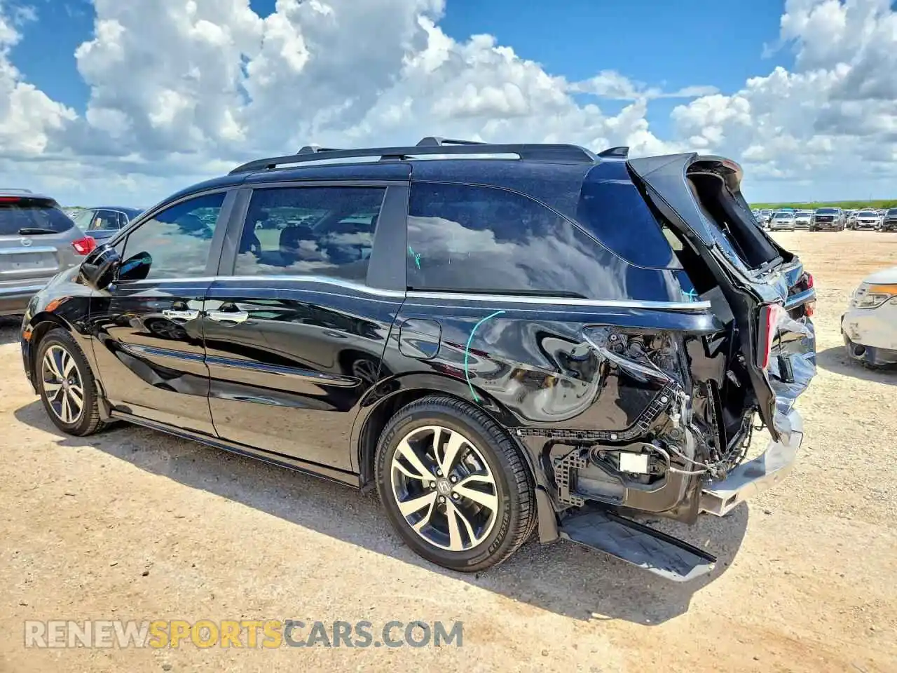 2 Photograph of a damaged car 5FNRL6H84PB041559 HONDA ODYSSEY 2023