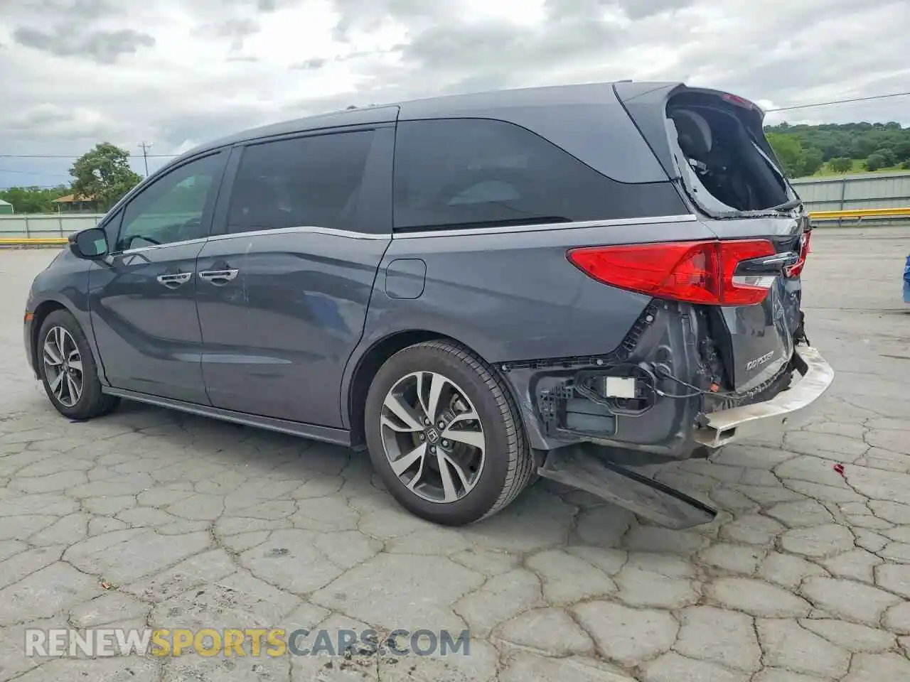 2 Photograph of a damaged car 5FNRL6H84PB060192 HONDA ODYSSEY 2023