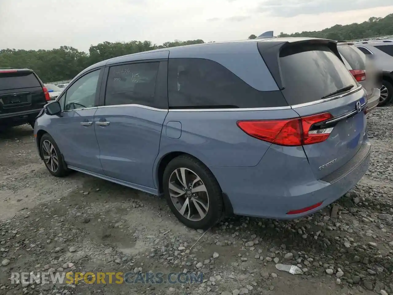 2 Photograph of a damaged car 5FNRL6H84PB060547 HONDA ODYSSEY 2023