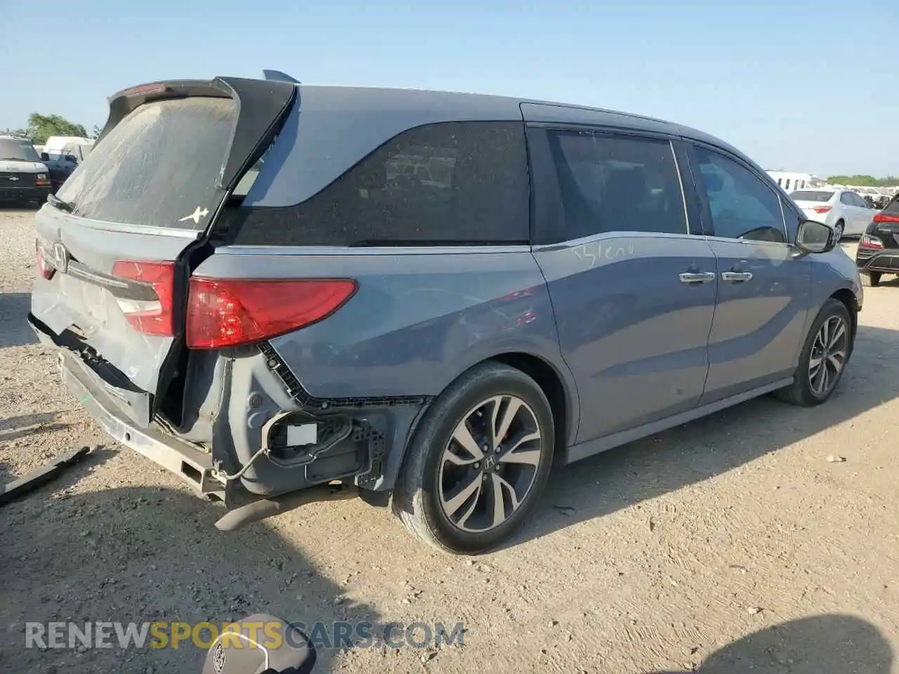 3 Photograph of a damaged car 5FNRL6H85PB001586 HONDA ODYSSEY 2023