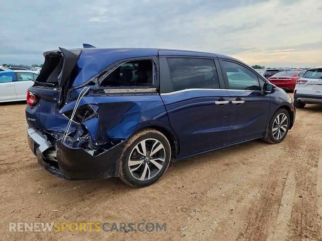 3 Photograph of a damaged car 5FNRL6H85PB011230 HONDA ODYSSEY 2023
