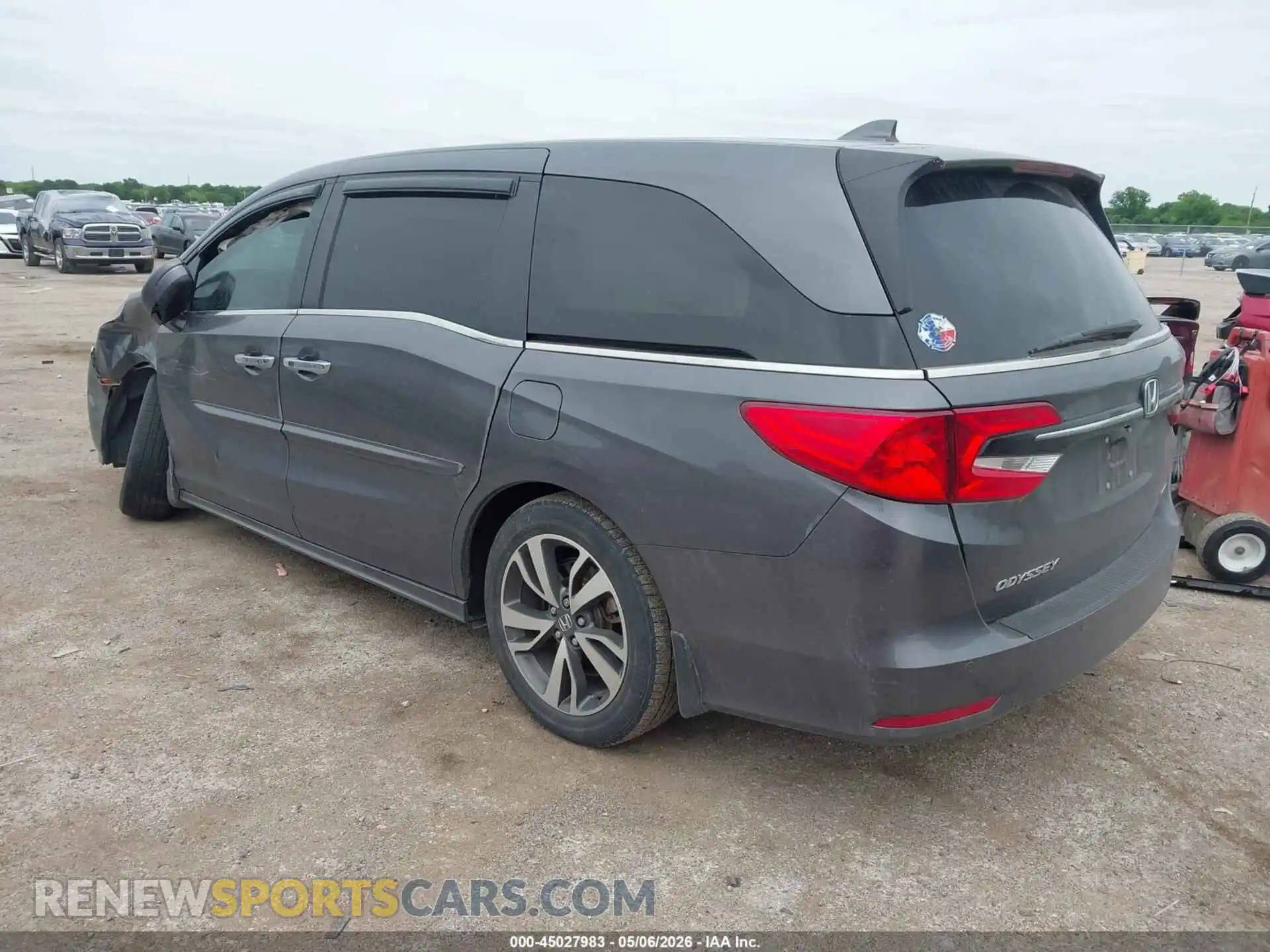 3 Photograph of a damaged car 5FNRL6H85PB021367 HONDA ODYSSEY 2023
