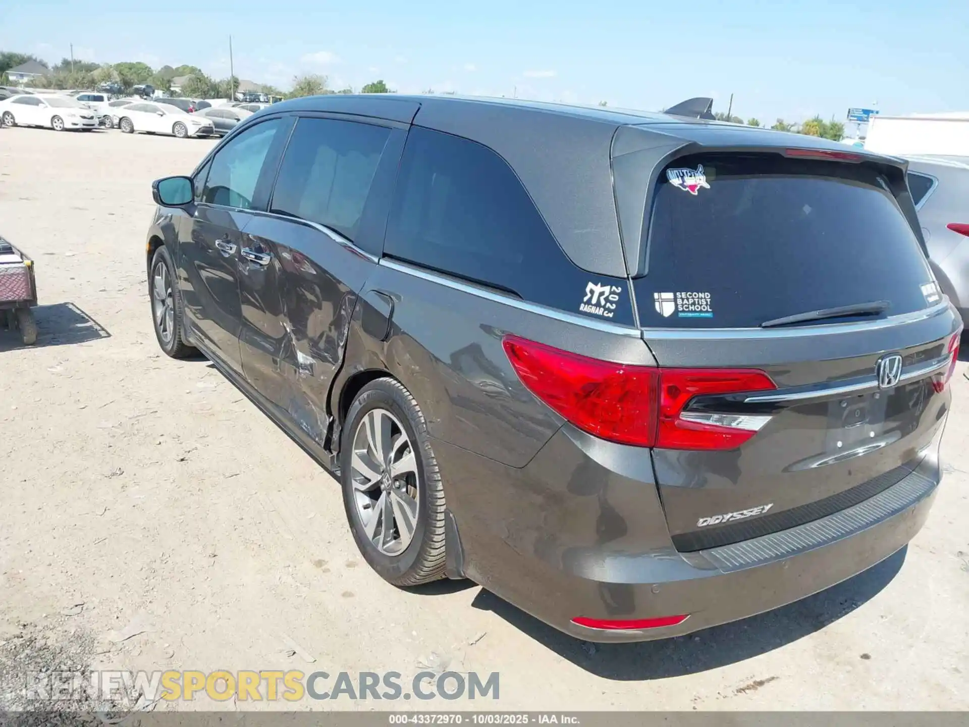 3 Photograph of a damaged car 5FNRL6H85PB034832 HONDA ODYSSEY 2023