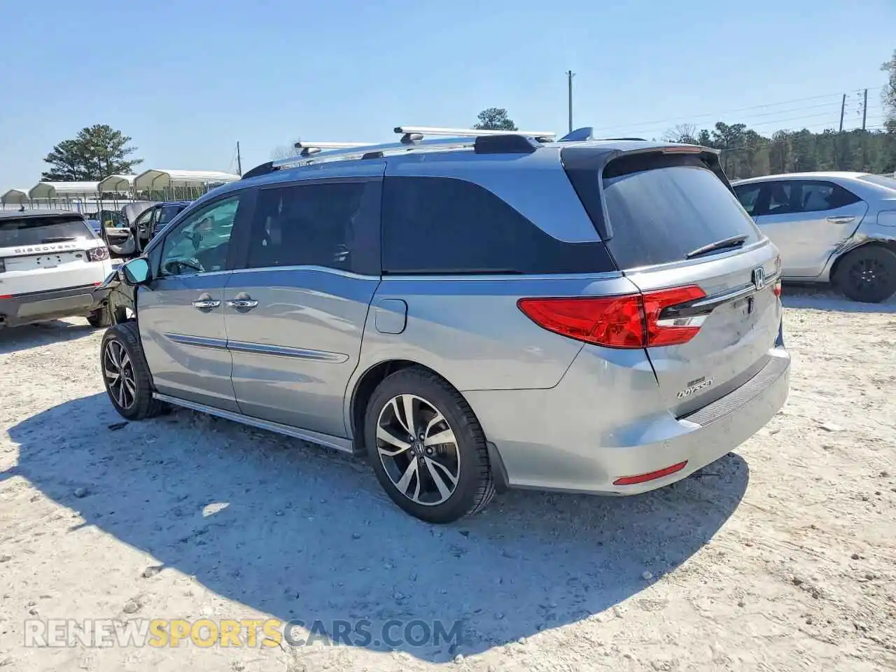 2 Photograph of a damaged car 5FNRL6H86PB017490 HONDA ODYSSEY 2023