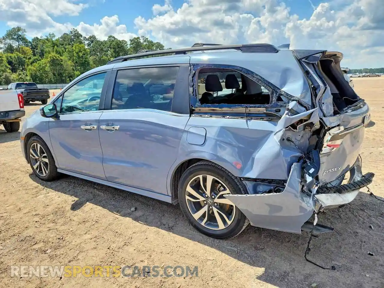 2 fotografías del automóvil dañado 5FNRL6H86PB018865 HONDA ODYSSEY 2023
