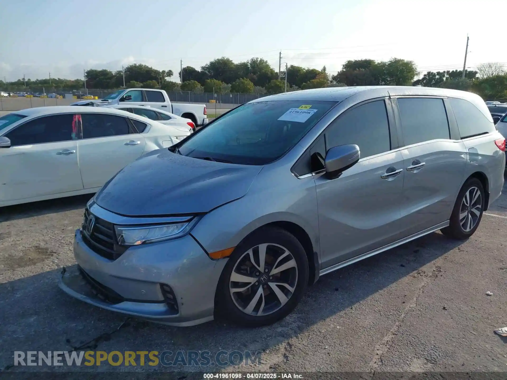2 fotografías del automóvil dañado 5FNRL6H86PB020700 HONDA ODYSSEY 2023