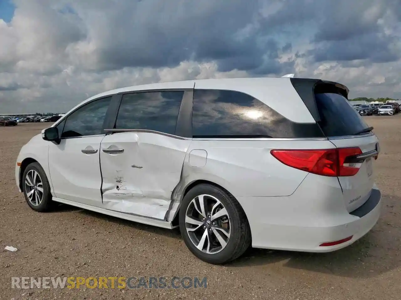 2 fotografías del automóvil dañado 5FNRL6H86PB037111 HONDA ODYSSEY 2023