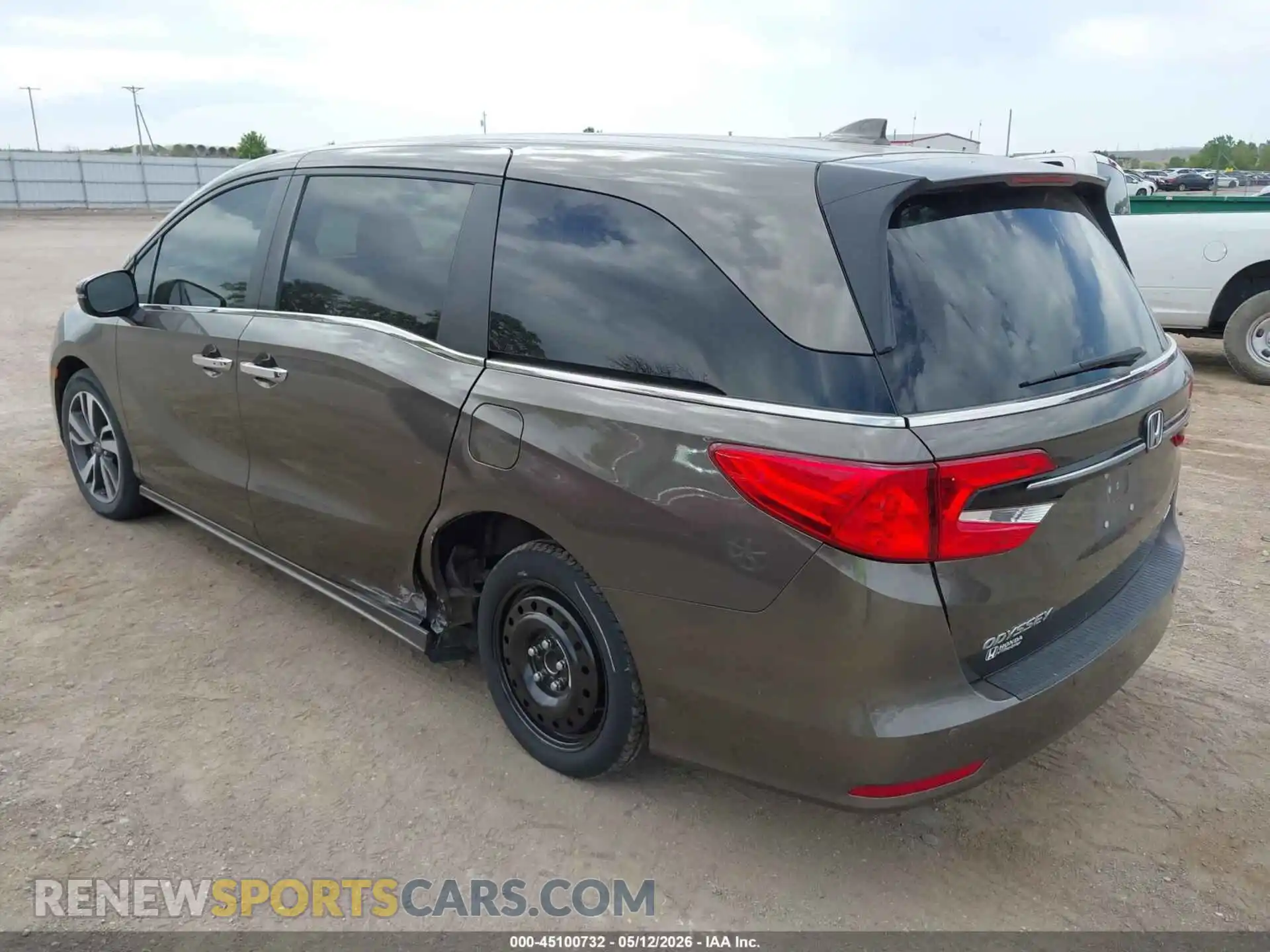 3 Фотография поврежденного автомобиля 5FNRL6H88PB007981 HONDA ODYSSEY 2023