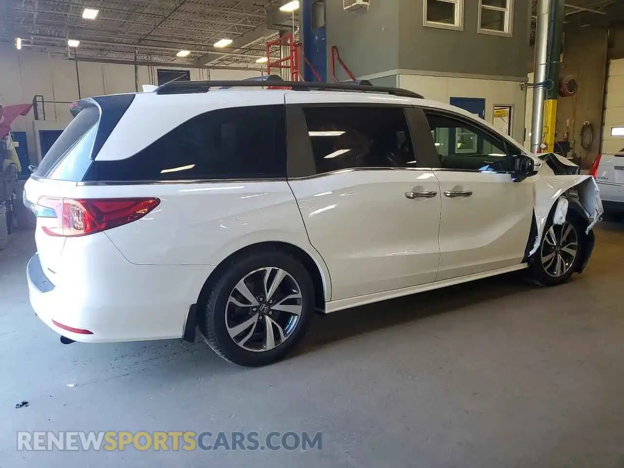 3 Photograph of a damaged car 5FNRL6H88PB046988 HONDA ODYSSEY 2023