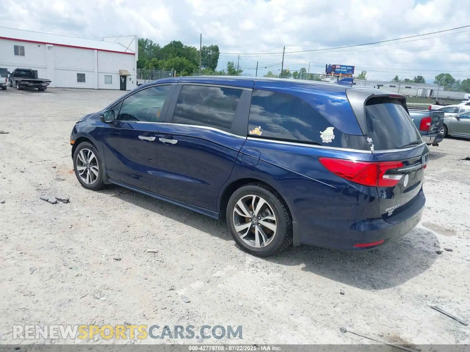 3 Photograph of a damaged car 5FNRL6H88PB059496 HONDA ODYSSEY 2023