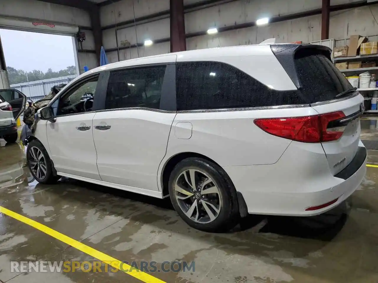 2 Photograph of a damaged car 5FNRL6H88PB064889 HONDA ODYSSEY 2023