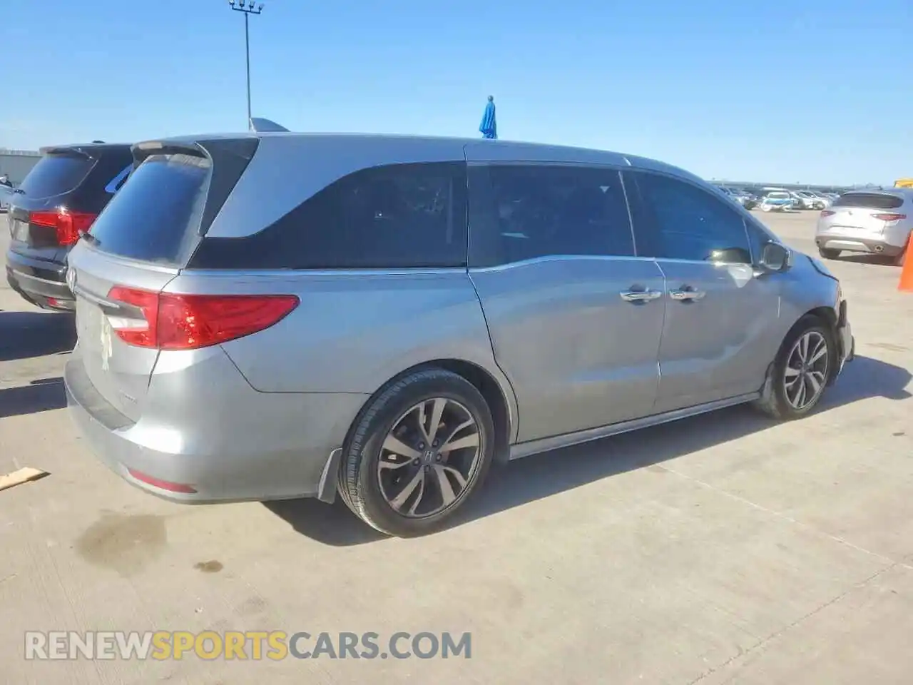 3 Photograph of a damaged car 5FNRL6H89PB018083 HONDA ODYSSEY 2023