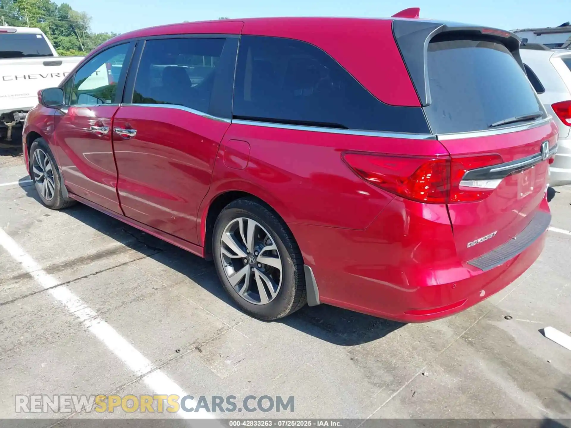 3 Photograph of a damaged car 5FNRL6H89PB022277 HONDA ODYSSEY 2023
