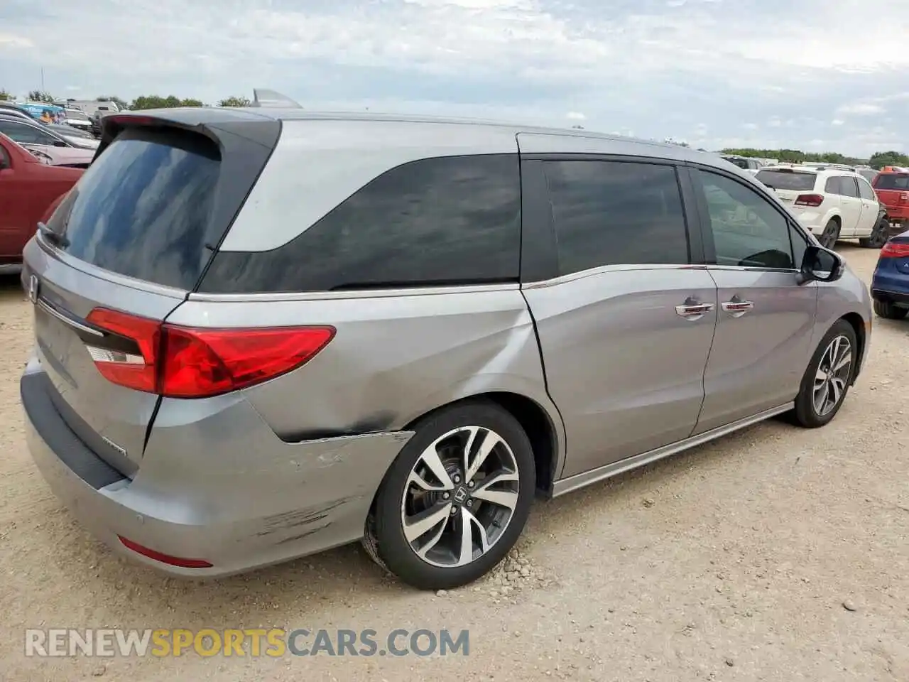 3 Photograph of a damaged car 5FNRL6H8XPB024071 HONDA ODYSSEY 2023