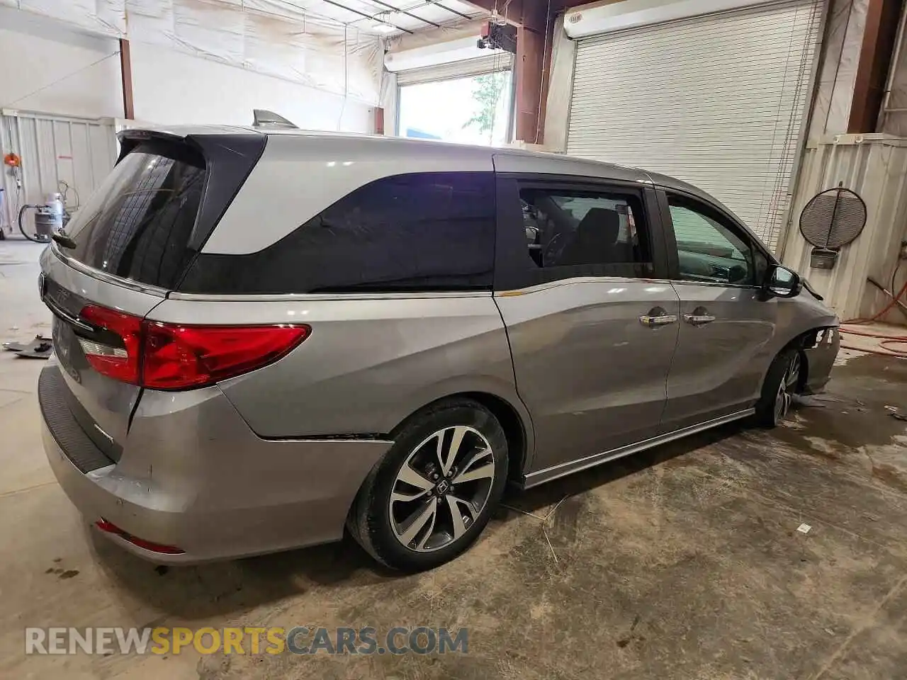 3 Photograph of a damaged car 5FNRL6H8XPB038553 HONDA ODYSSEY 2023